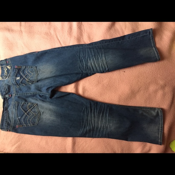 Jeans - Picture 3 of 4